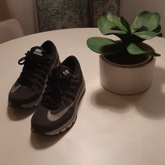 Nike Air Max 2016 black new